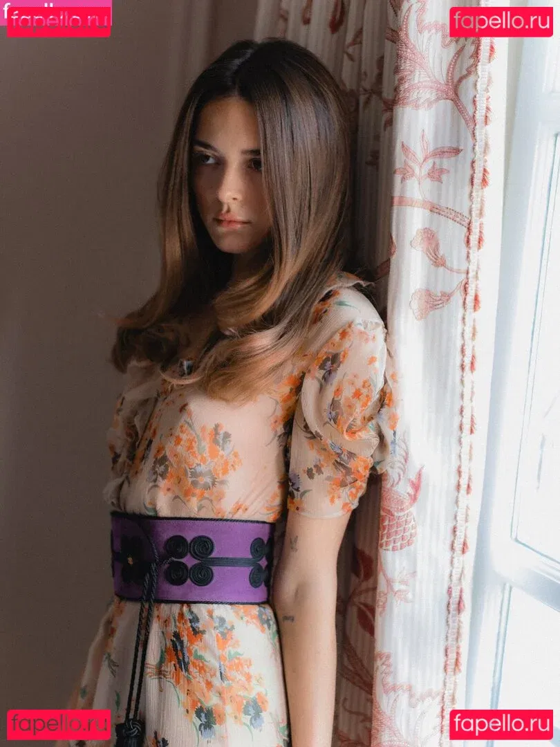 Charlotte Lawrence Onlyfans Photo Gallery 