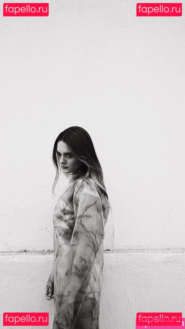 Charlotte Lawrence Onlyfans Photo Gallery 