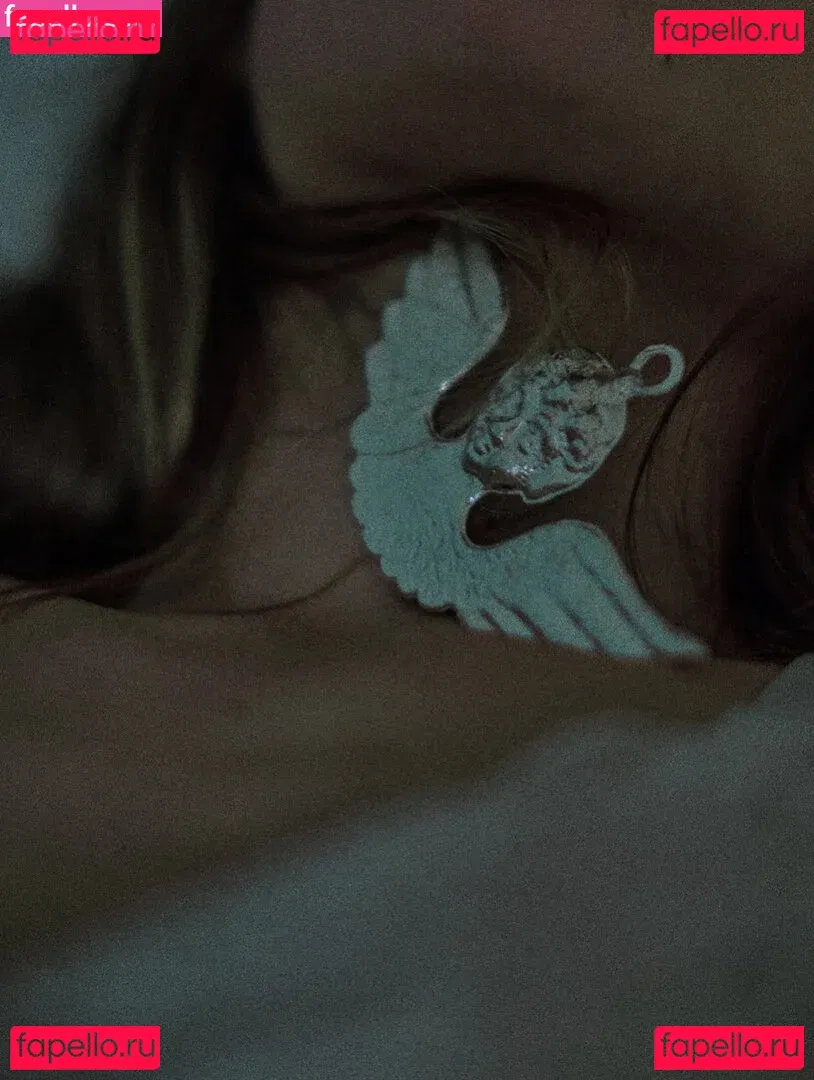 Charlotte Lawrence Onlyfans Photo Gallery 