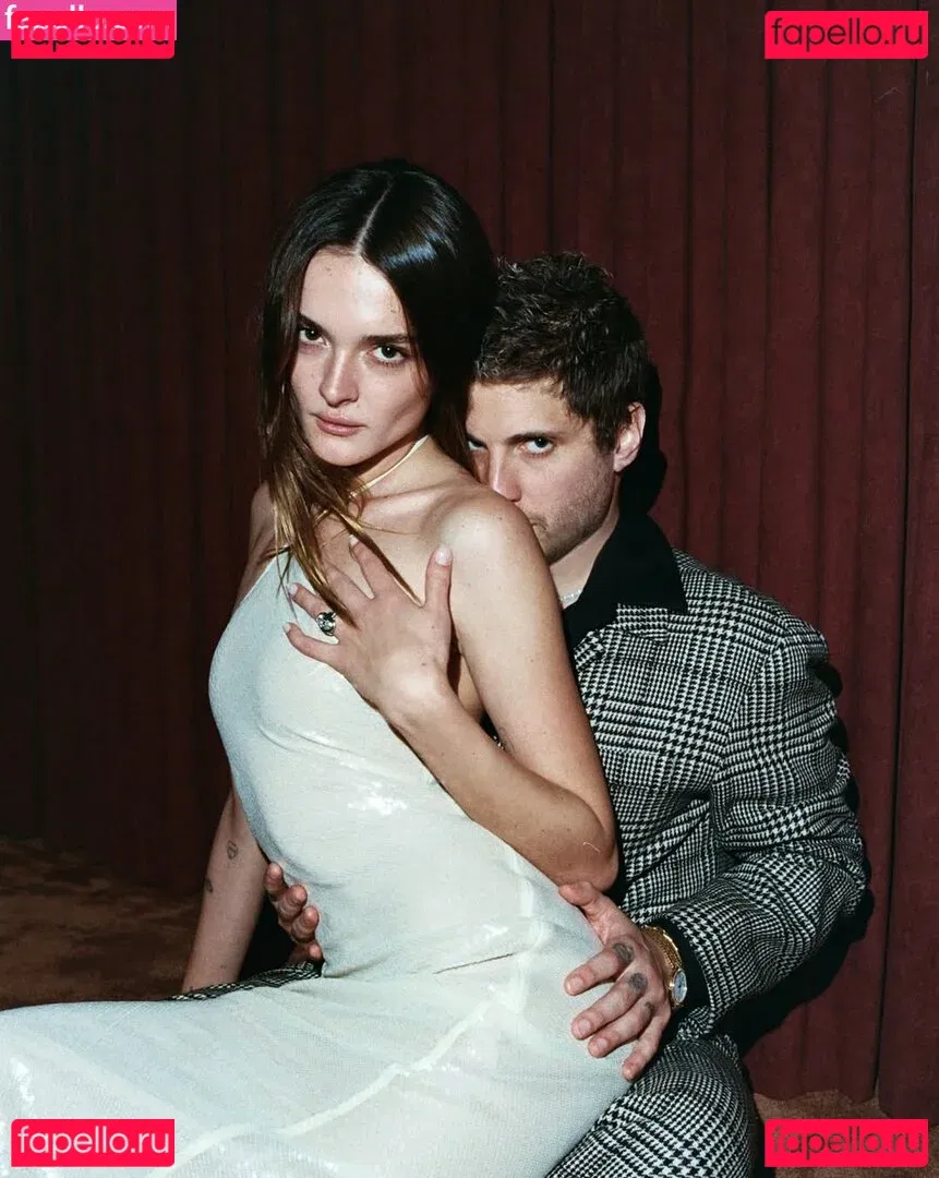 Charlotte Lawrence Onlyfans Photo Gallery 