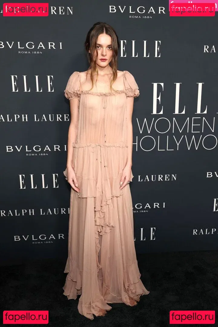 Charlotte Lawrence Onlyfans Photo Gallery 