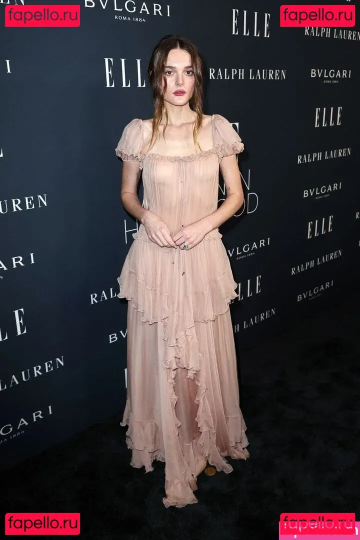 Charlotte Lawrence Onlyfans Photo Gallery 