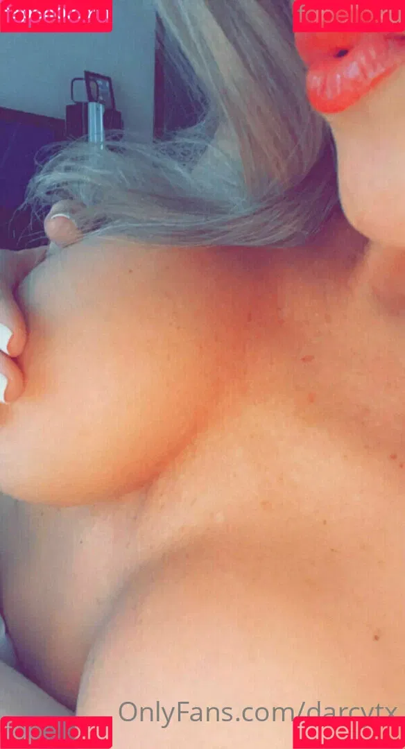 darcytx Onlyfans Photo Gallery 