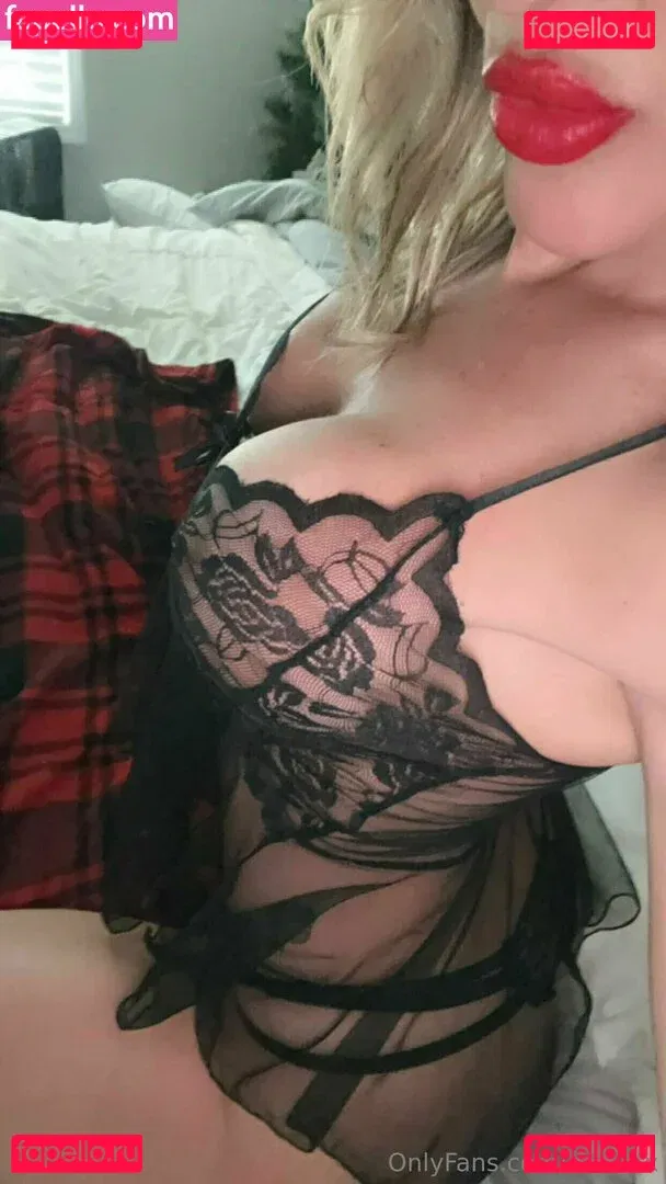 darcytx Onlyfans Photo Gallery 