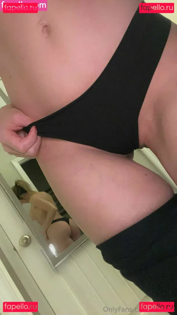 darcytx Onlyfans Photo Gallery 