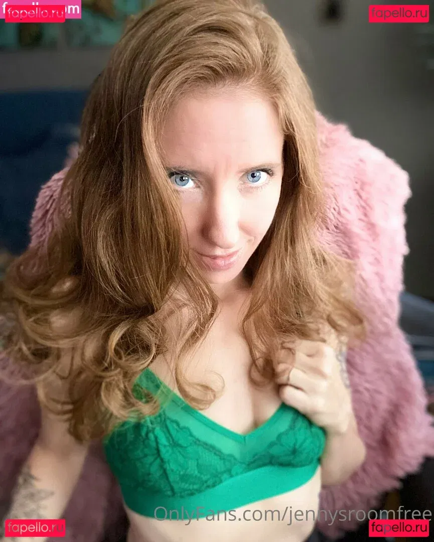 jennysroompics Onlyfans Photo Gallery 