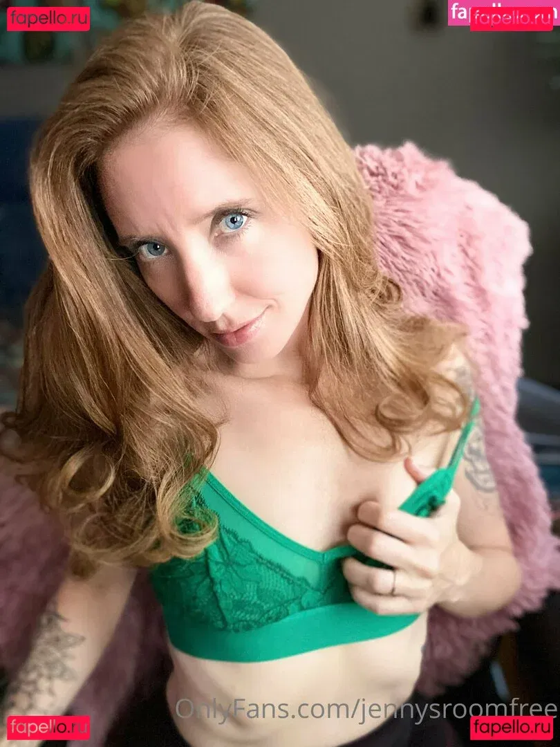jennysroompics Onlyfans Photo Gallery 