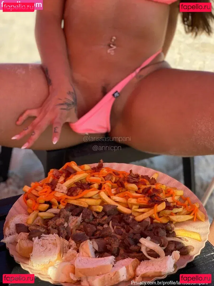 Rafaela & Larissa Sumpani Onlyfans Photo Gallery 