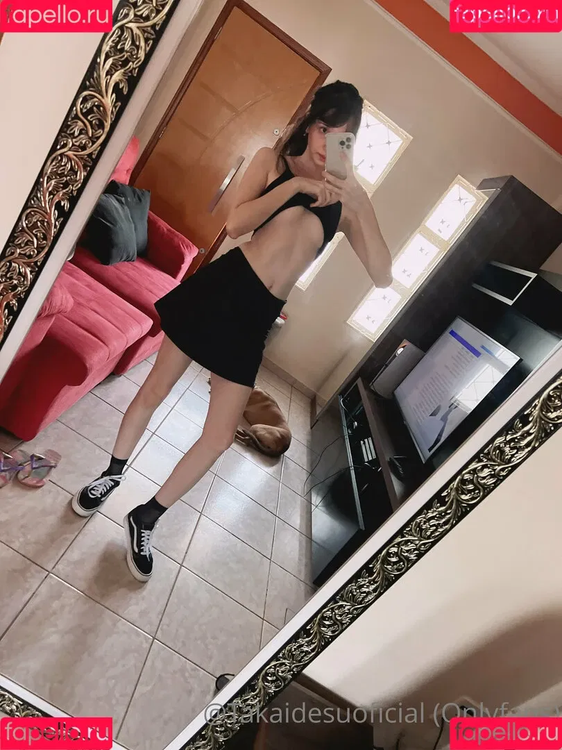 takaidesuoficial Onlyfans Photo Gallery 