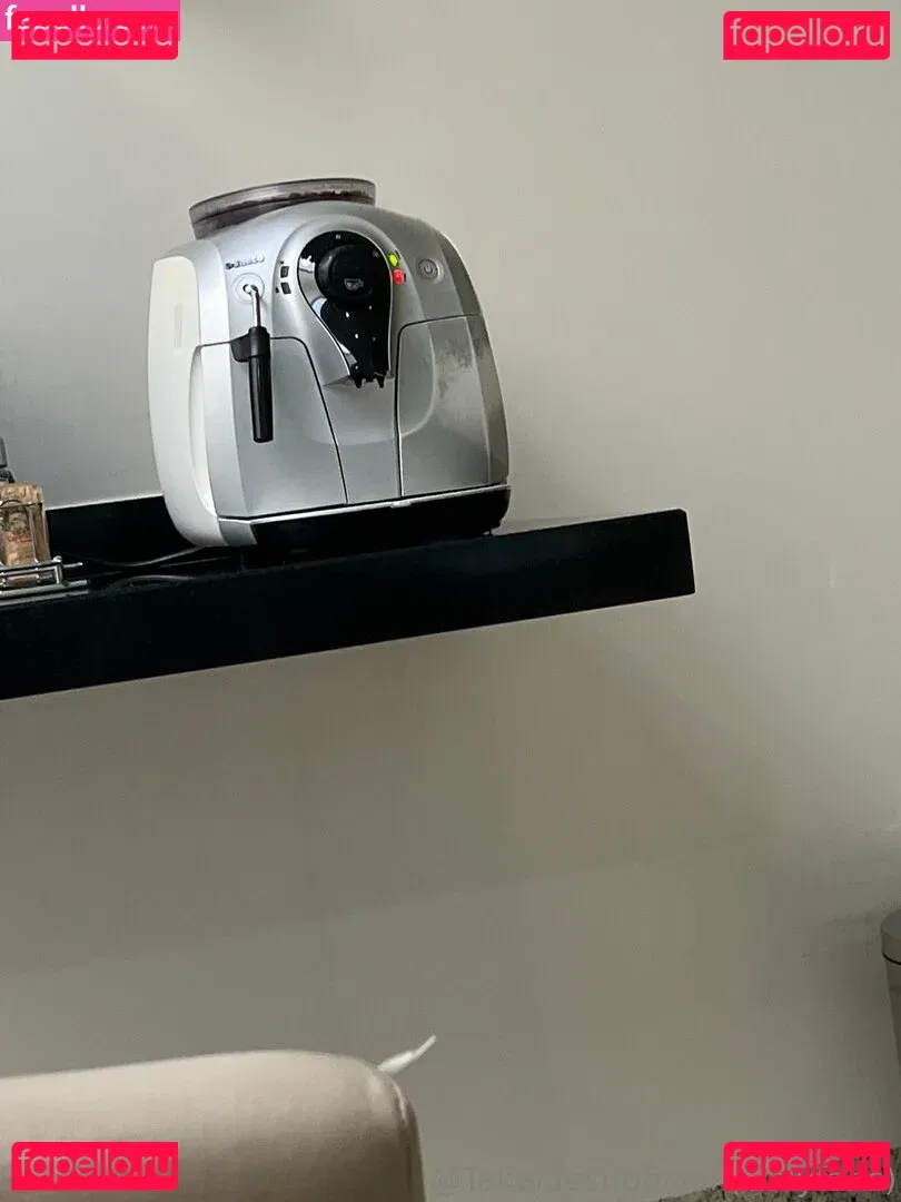 takaidesuoficial Onlyfans Photo Gallery 