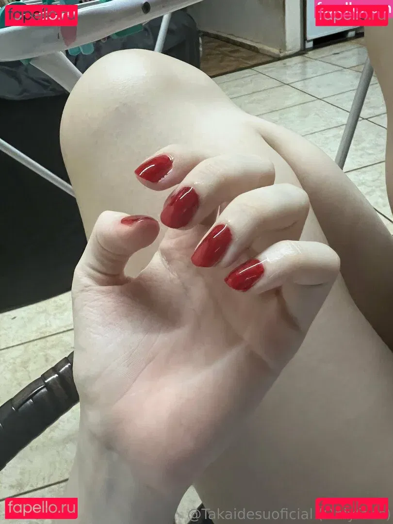 takaidesuoficial Onlyfans Photo Gallery 