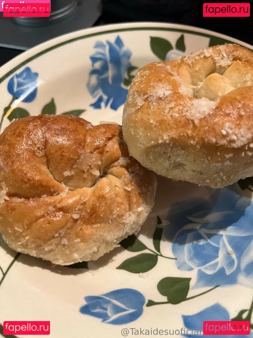 takaidesuoficial Onlyfans Photo Gallery 