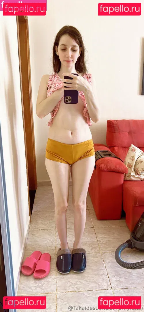 takaidesuoficial Onlyfans Photo Gallery 