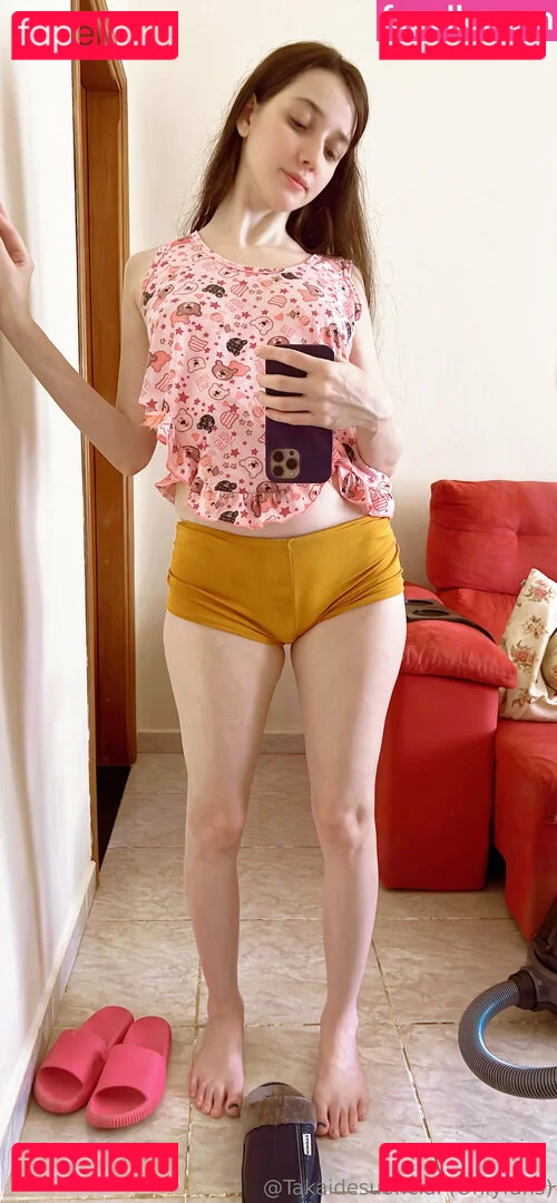 takaidesuoficial Onlyfans Photo Gallery 