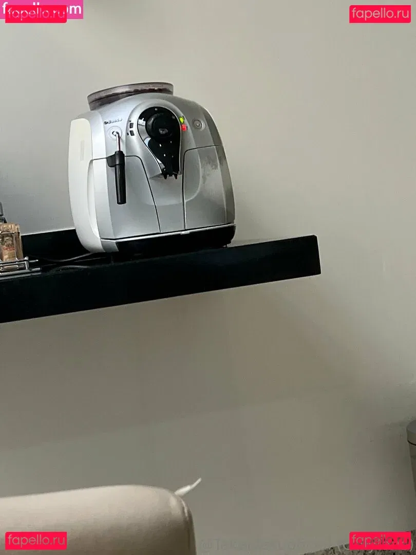 takaidesuoficial Onlyfans Photo Gallery 