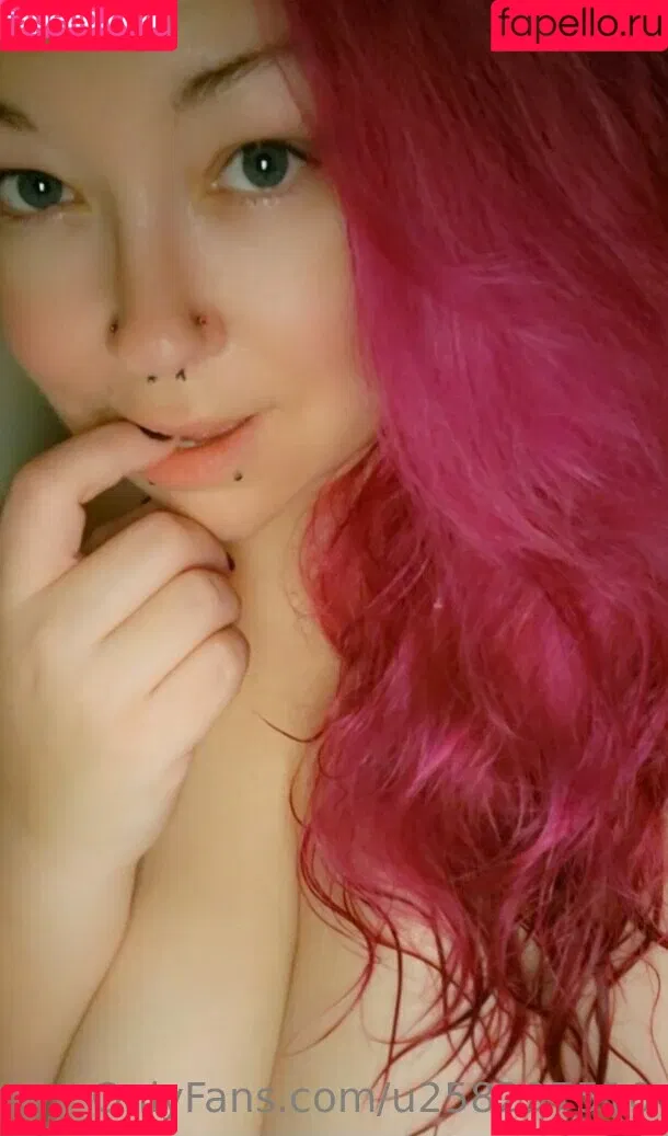 u258297510 Onlyfans Photo Gallery 