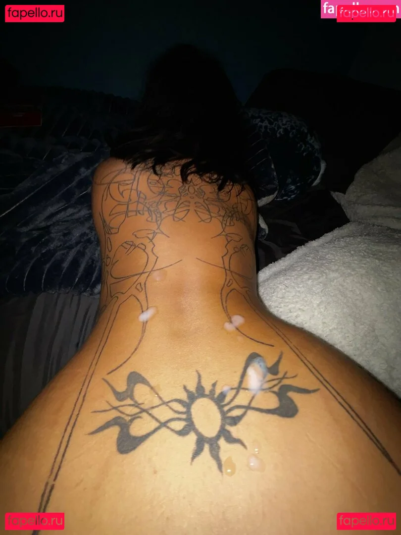 strawbewyswing Onlyfans Photo Gallery 