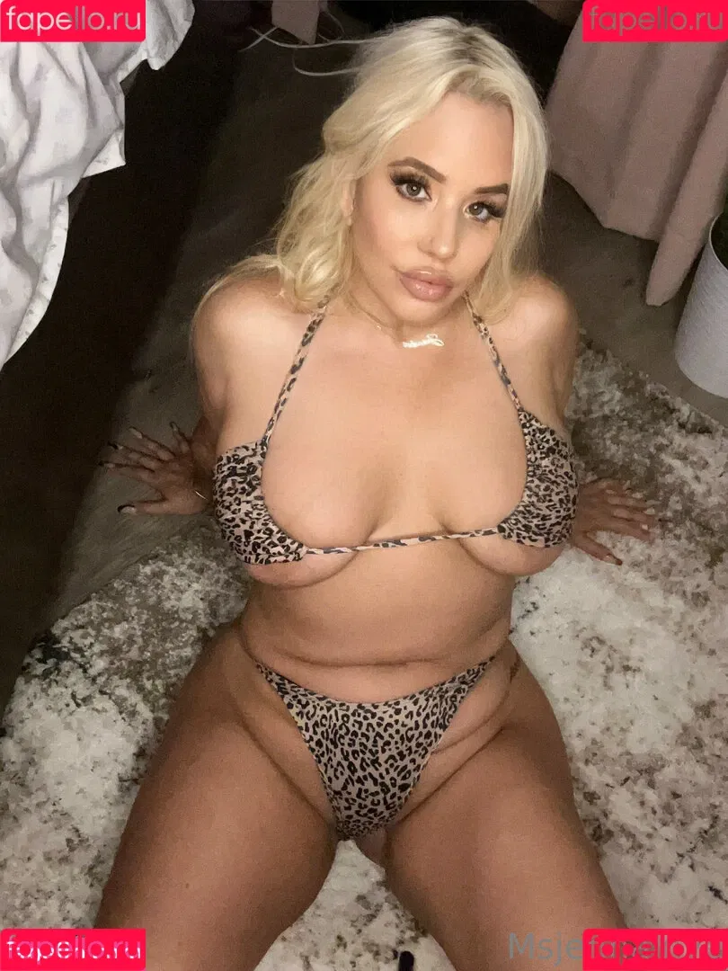 msjennalove Onlyfans Photo Gallery 