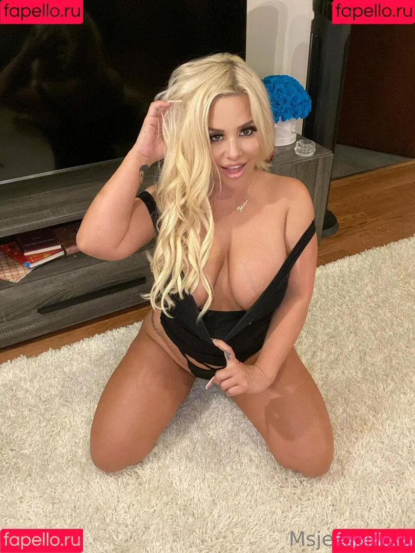 msjennalove Onlyfans Photo Gallery 