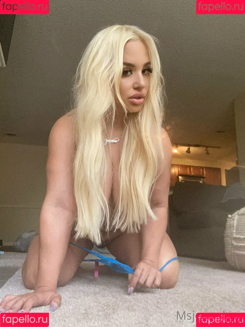 msjennalove Onlyfans Photo Gallery 
