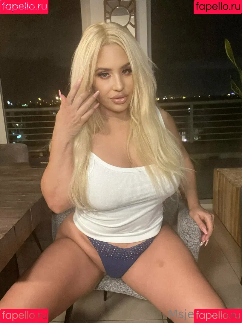 msjennalove Onlyfans Photo Gallery 