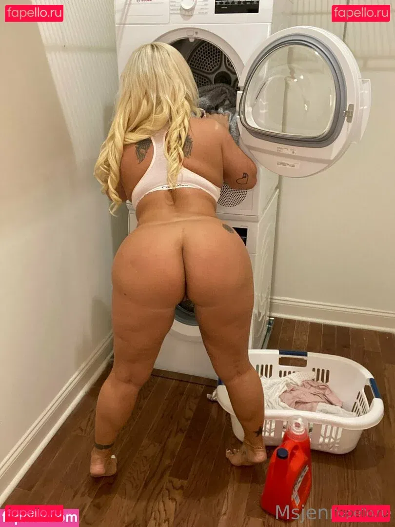 msjennalove Onlyfans Photo Gallery 