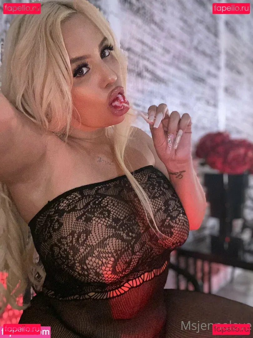 msjennalove Onlyfans Photo Gallery 