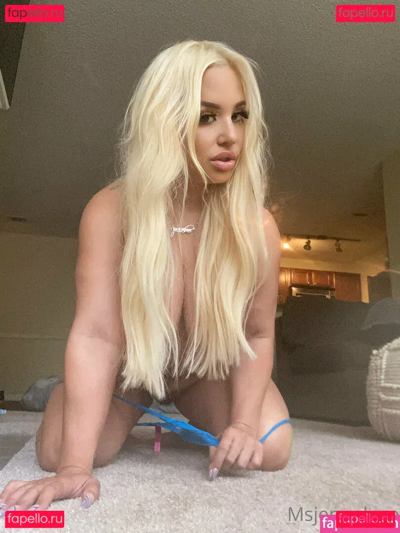 msjennalove Onlyfans Photo Gallery 