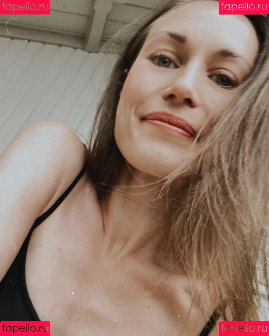 Sanna Marin Onlyfans Photo Gallery 