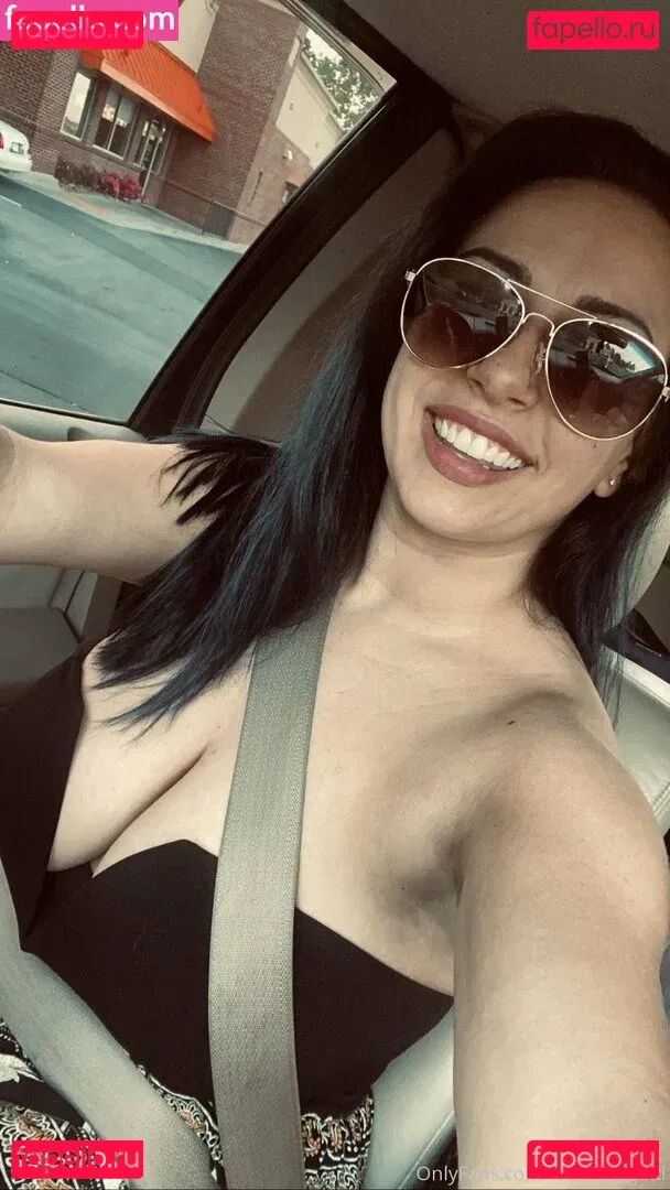 hottiebugatti Onlyfans Photo Gallery 