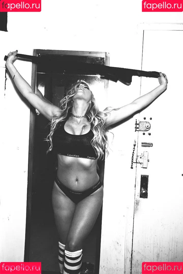 Samantha Saint Onlyfans Photo Gallery 