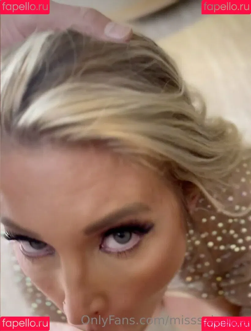 Samantha Saint Onlyfans Photo Gallery 