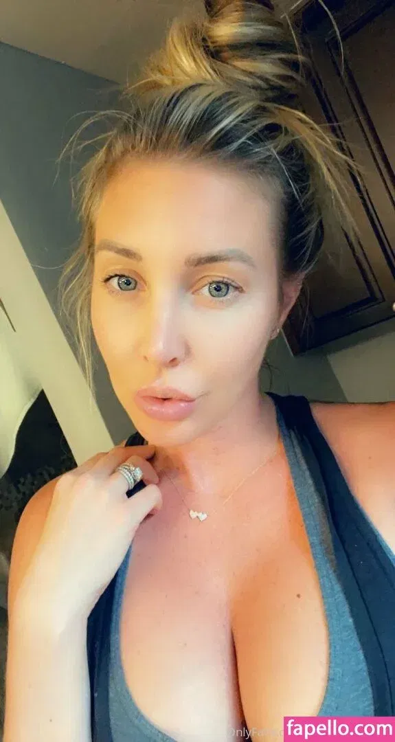 Samantha Saint Onlyfans Photo Gallery 