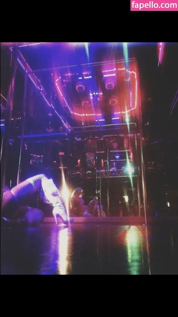 Samantha Saint Onlyfans Photo Gallery 