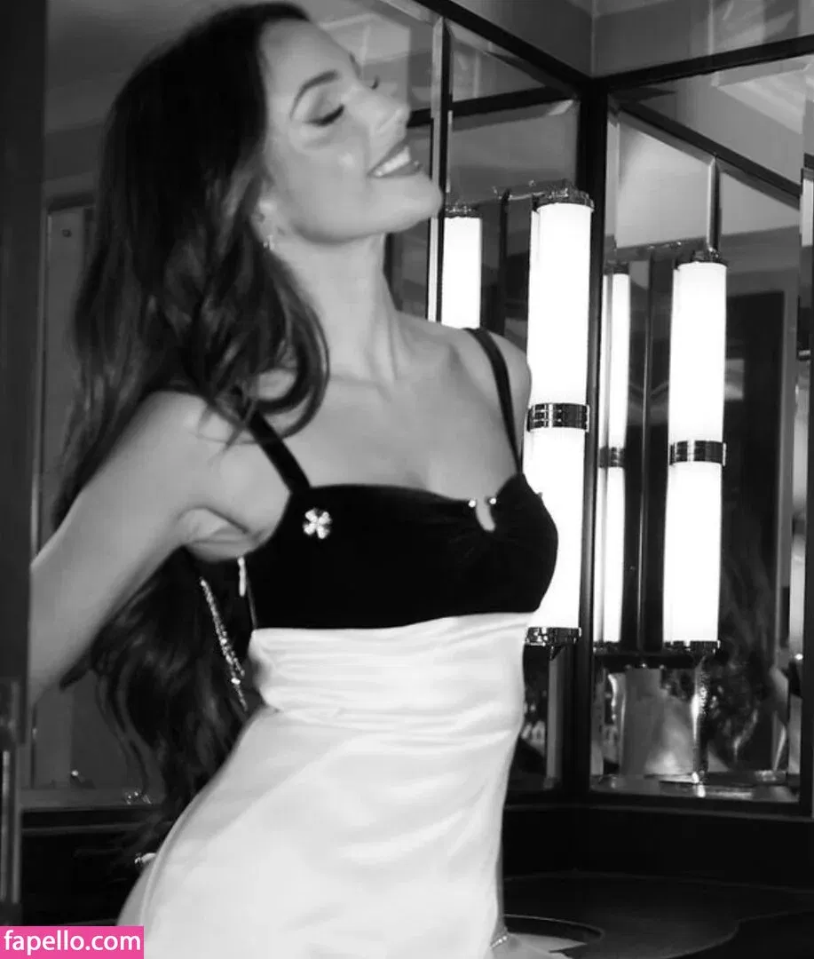 Michelle Keegan Onlyfans Photo Gallery 