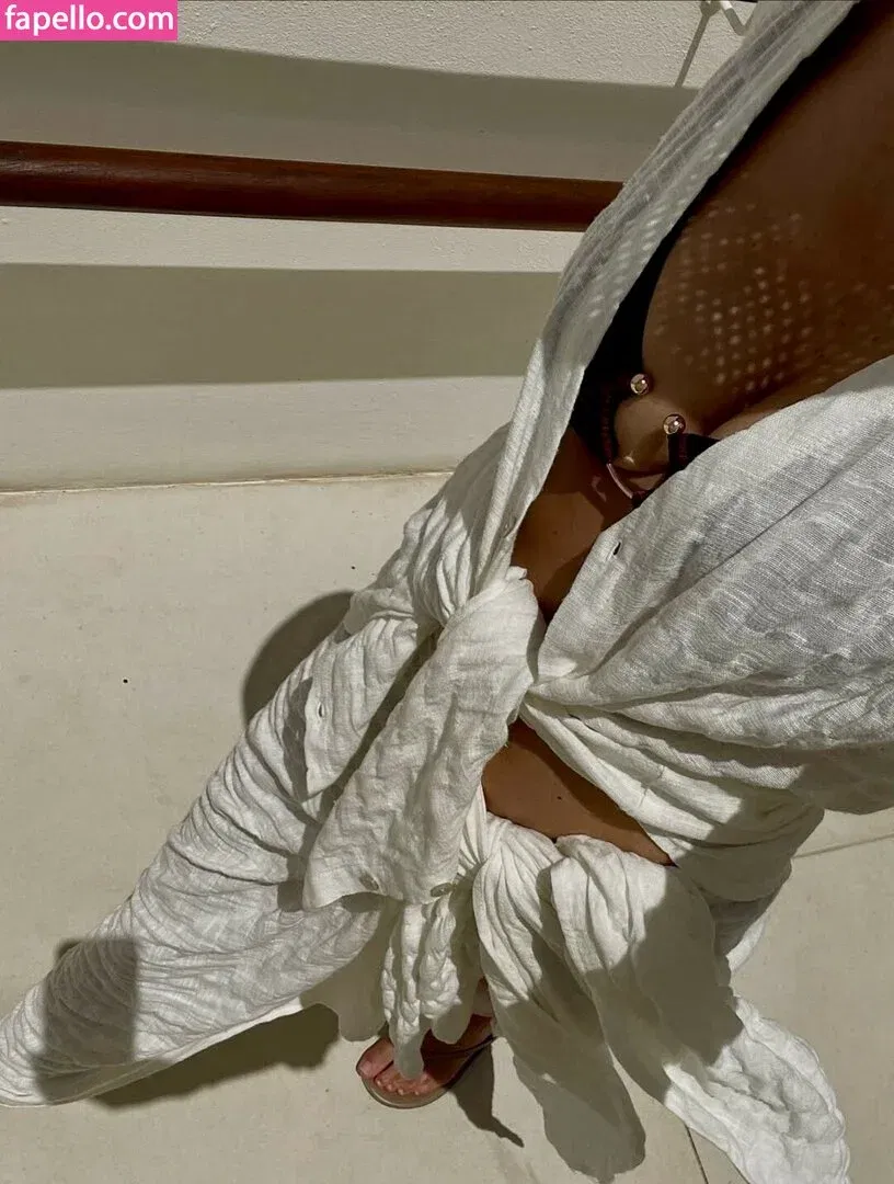 Michelle Keegan Onlyfans Photo Gallery 