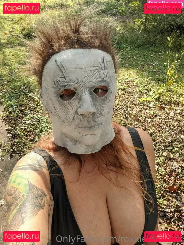 roxxie.chagrin Onlyfans Photo Gallery 