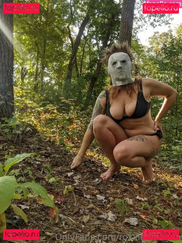 roxxie.chagrin Onlyfans Photo Gallery 