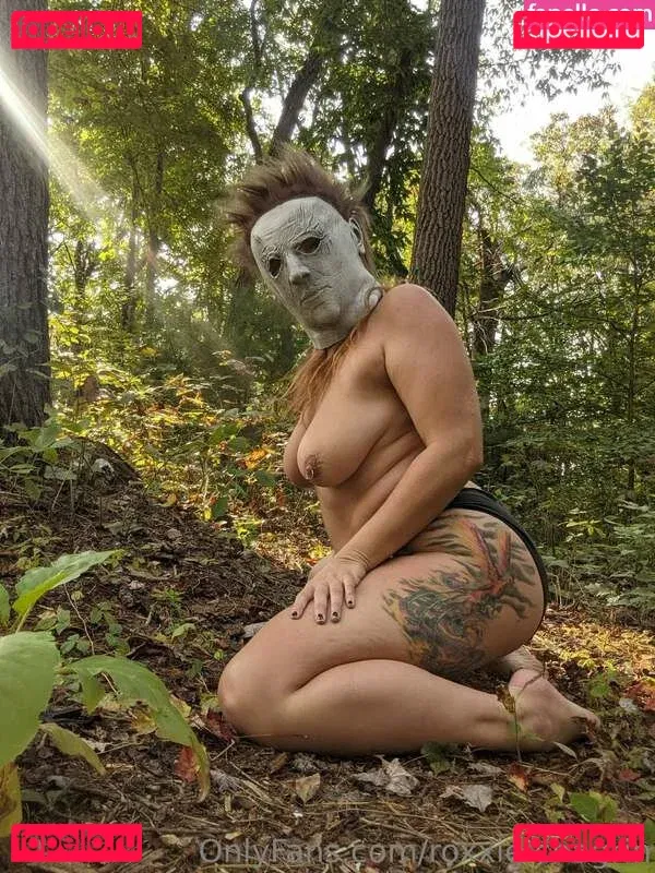 roxxie.chagrin Onlyfans Photo Gallery 