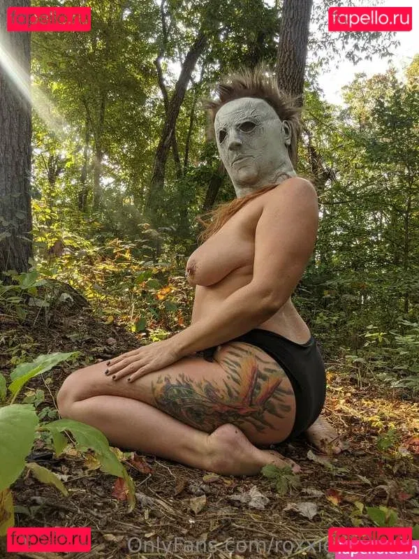 roxxie.chagrin Onlyfans Photo Gallery 