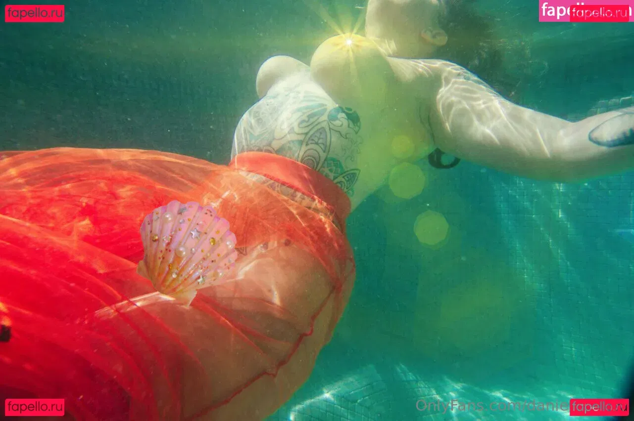 daniellecolby Onlyfans Photo Gallery 