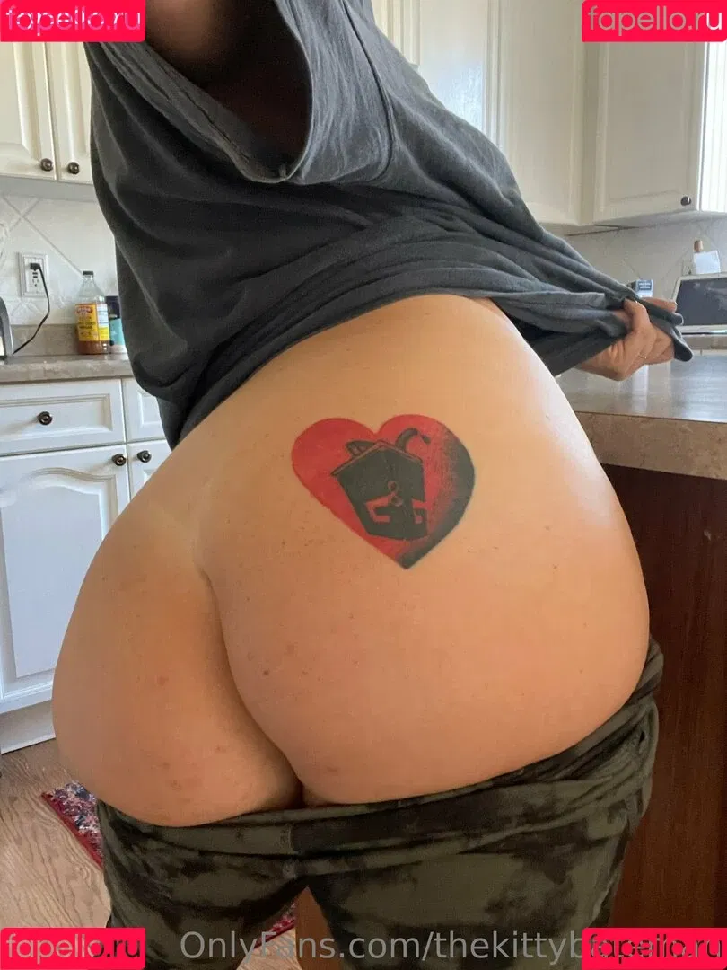 thekittybateman Onlyfans Photo Gallery 