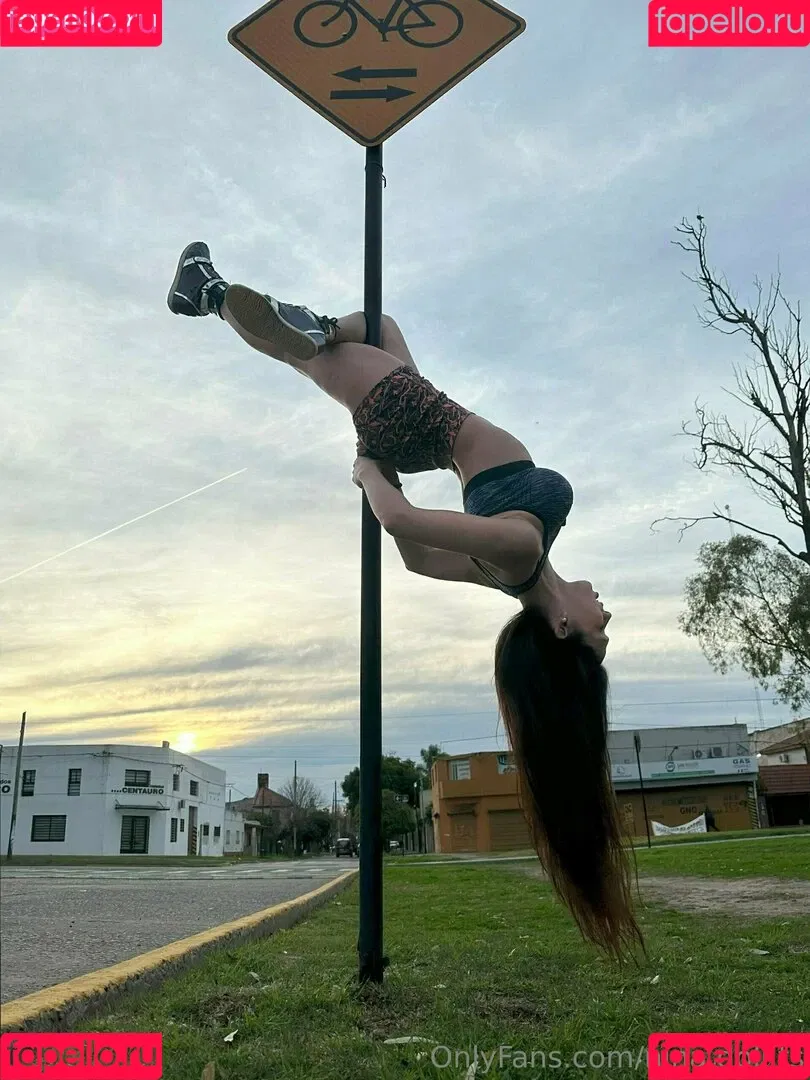 nina.doll.ts Onlyfans Photo Gallery 