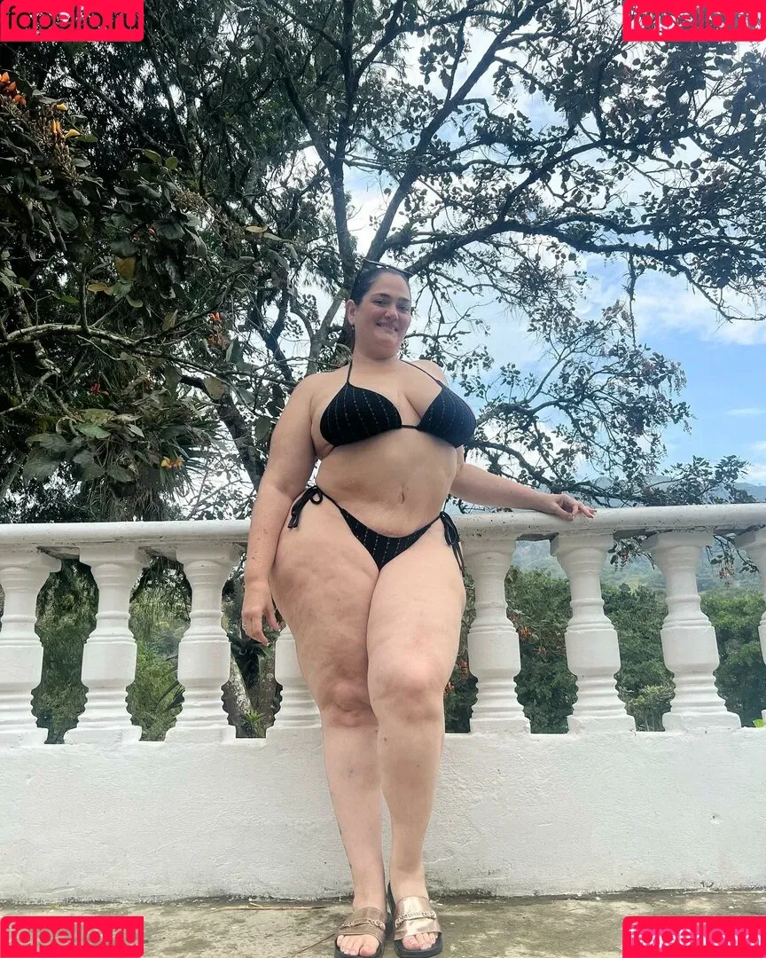 Patricia Curvy XXL Onlyfans Photo Gallery 