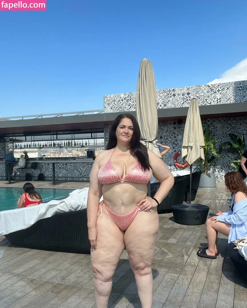 Patricia Curvy XXL Onlyfans Photo Gallery 