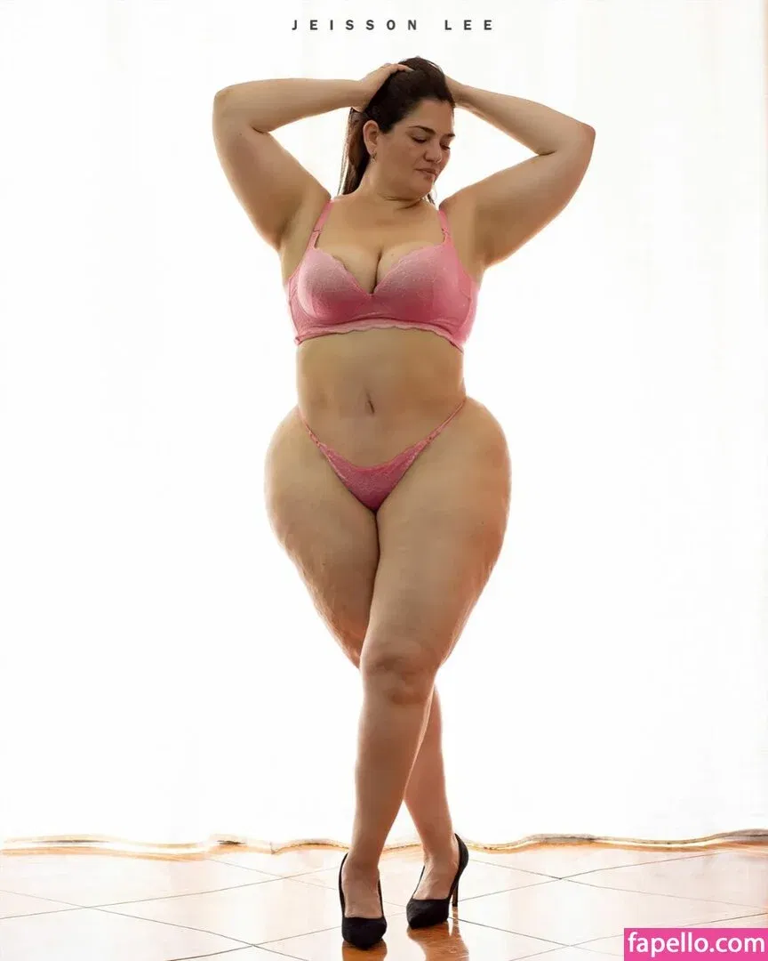 Patricia Curvy XXL Onlyfans Photo Gallery 