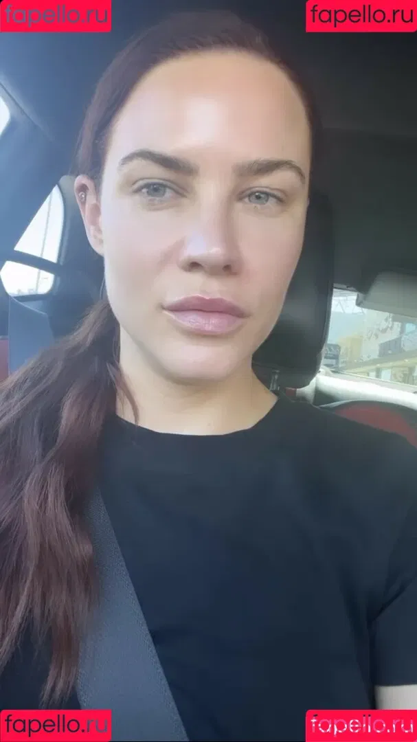 Courtney Hope Onlyfans Photo Gallery 