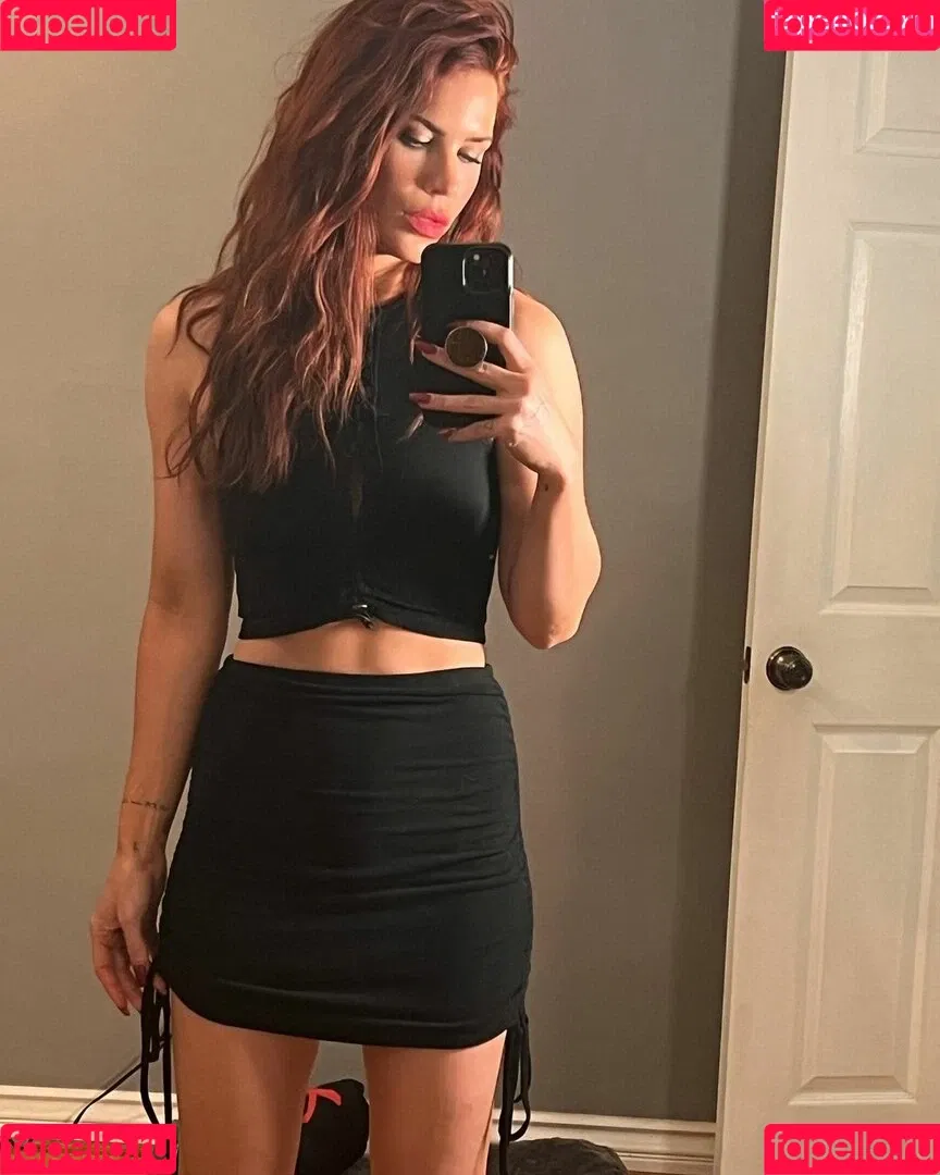 Courtney Hope Onlyfans Photo Gallery 
