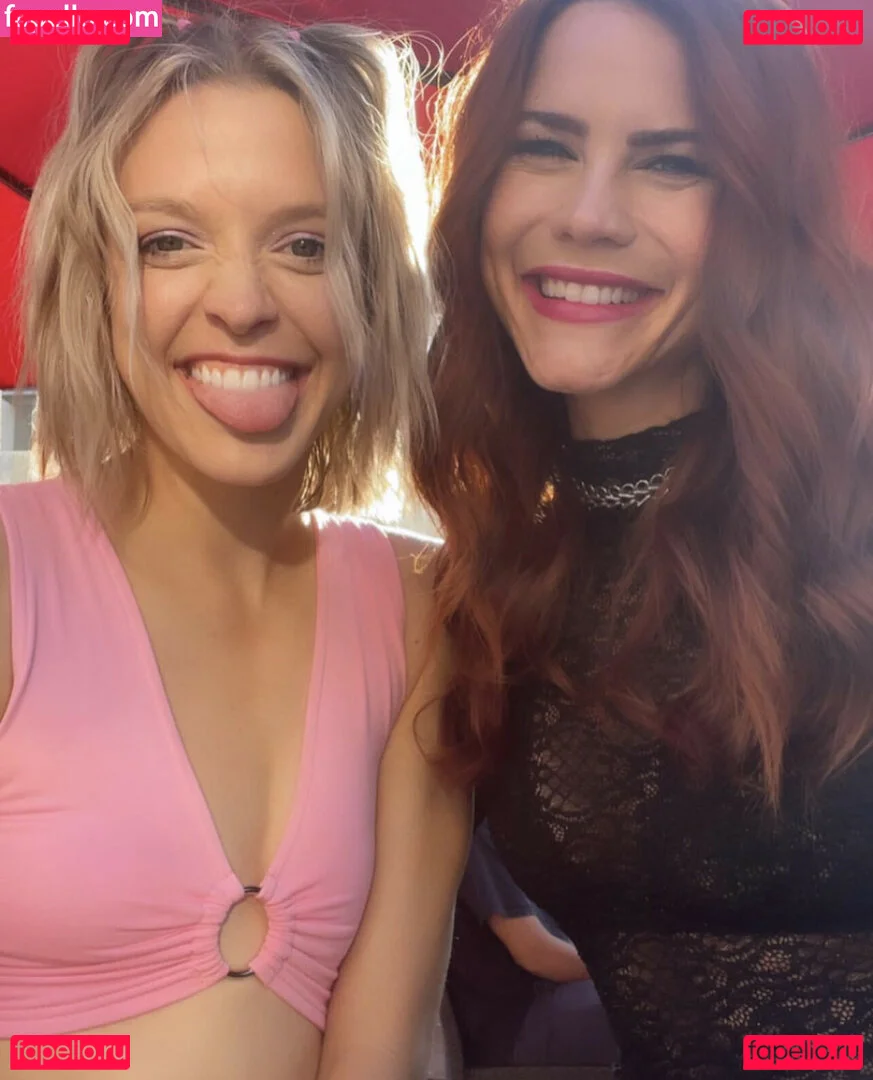 Courtney Hope Onlyfans Photo Gallery 