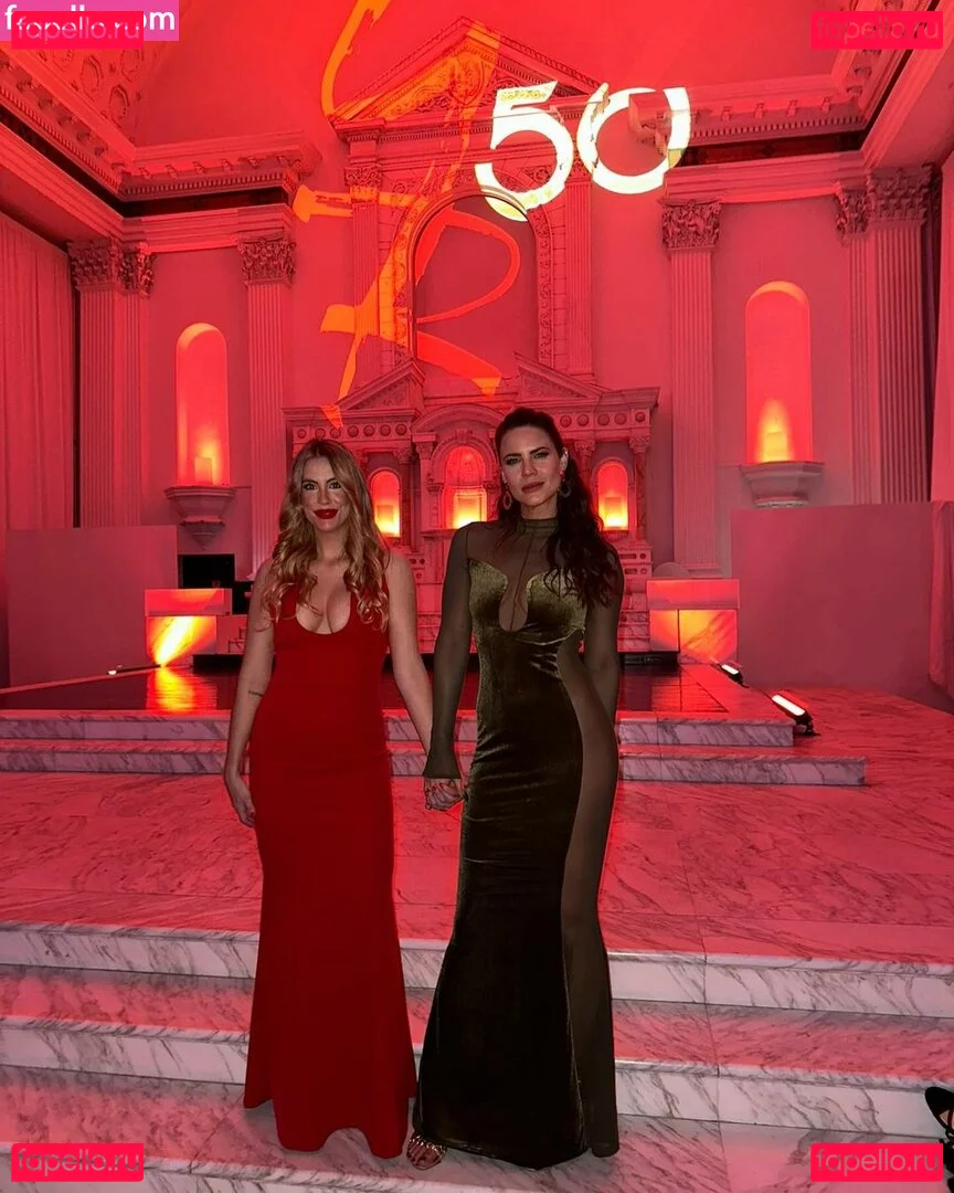 Courtney Hope Onlyfans Photo Gallery 